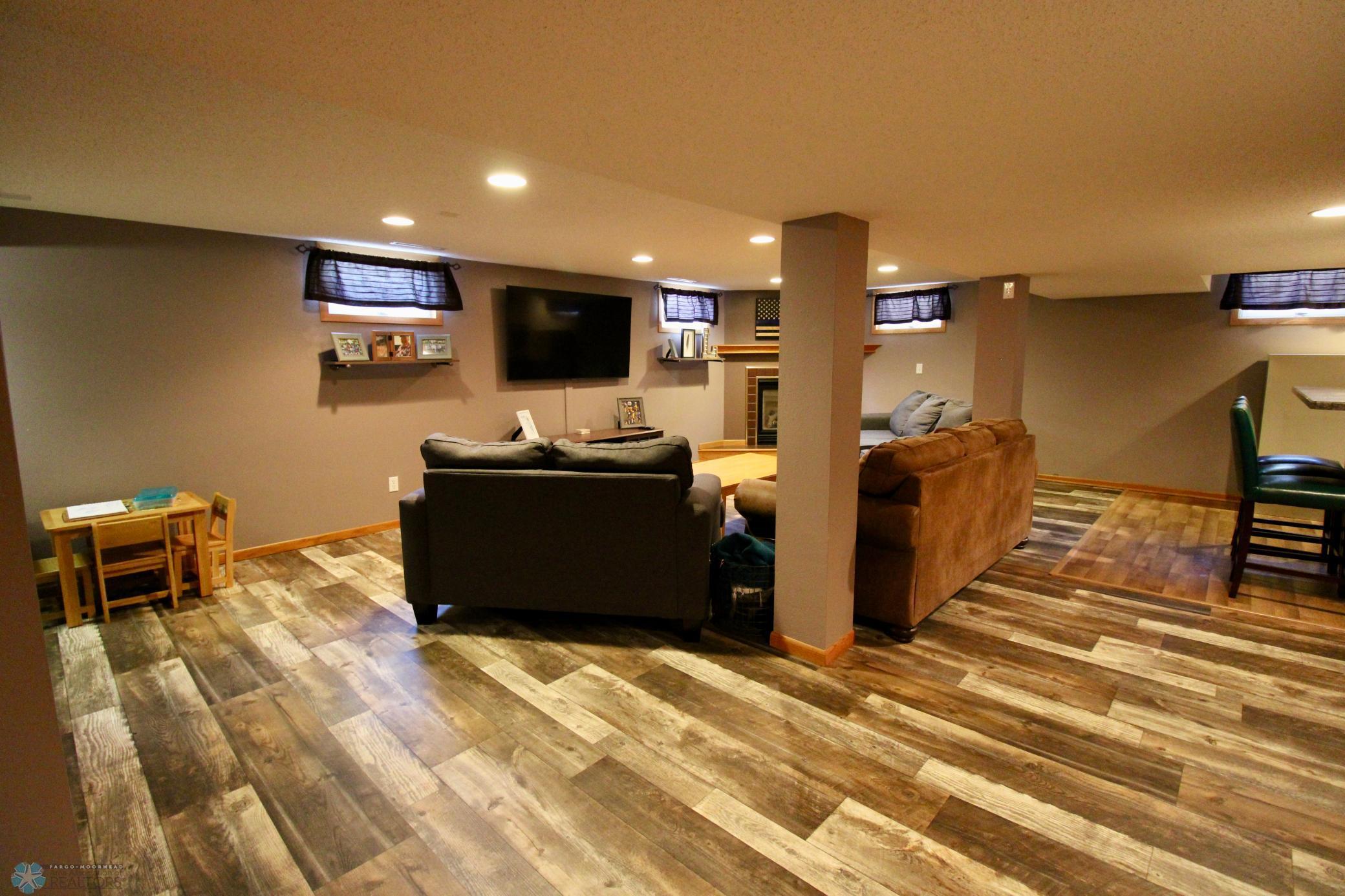 1615 13th Street, Moorhead, Minnesota image 27