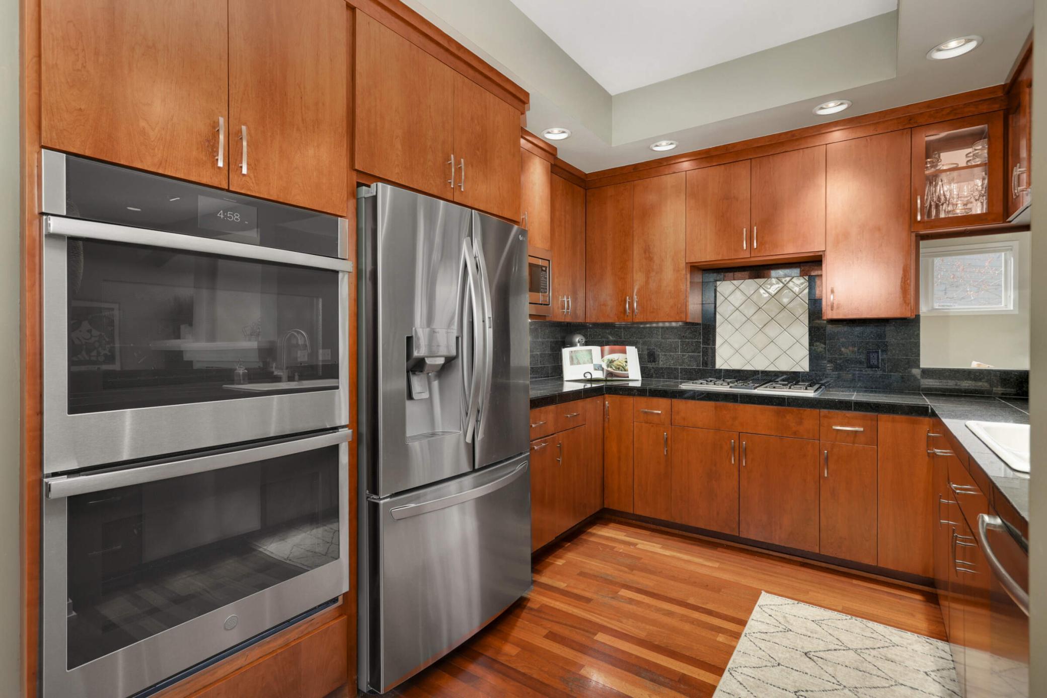 1760 Waterford Court, Minneapolis, Minnesota image 16