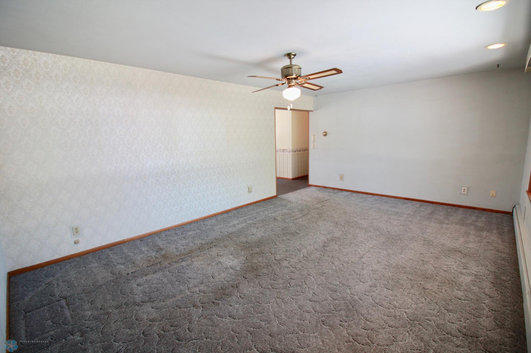 307 4th Avenue, Hankinson, North Dakota image 19