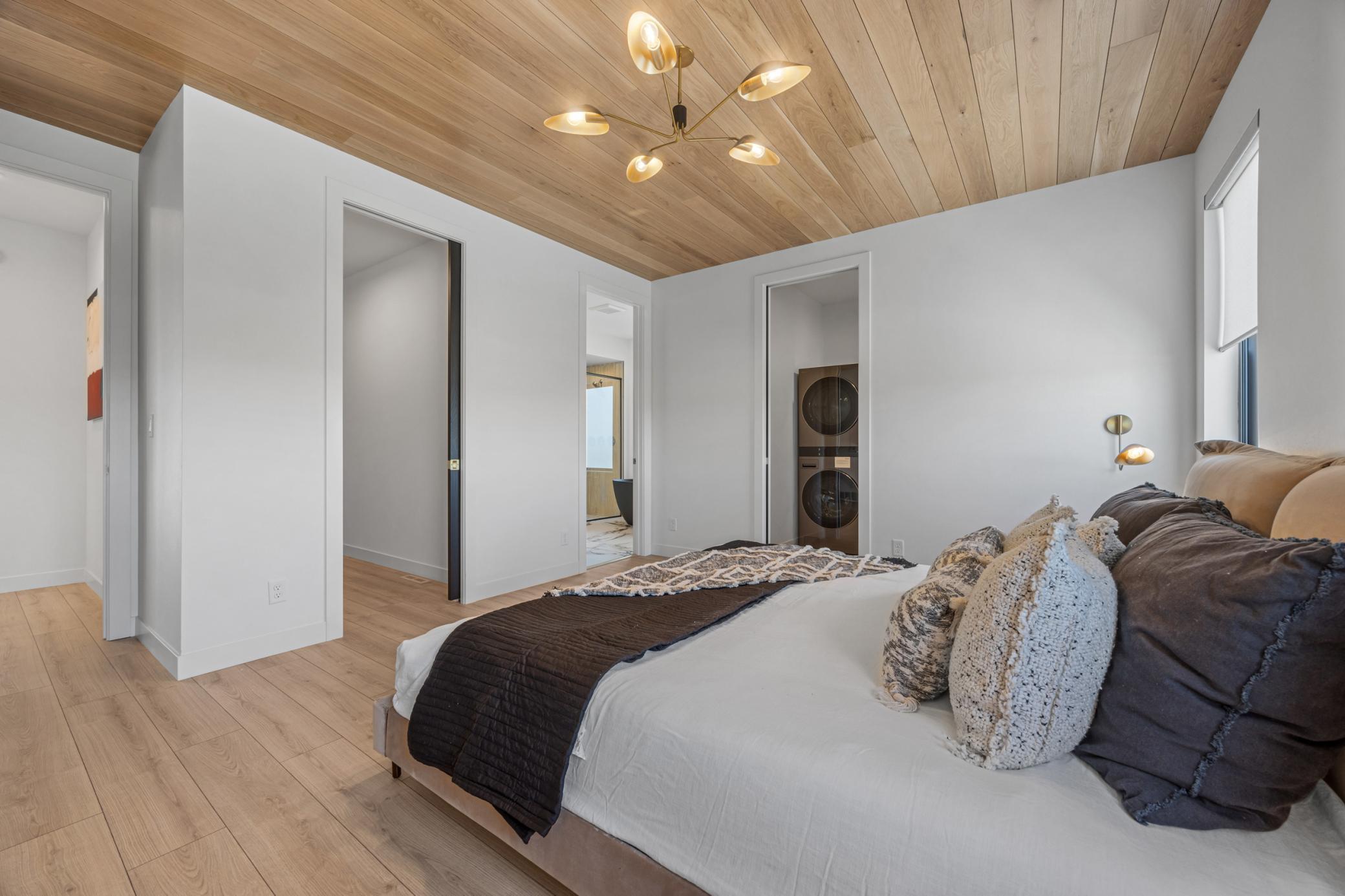 Horace, North Dakota 58047, United States, 5 Bedrooms Bedrooms, ,4 BathroomsBathrooms,Residential,Active,231296