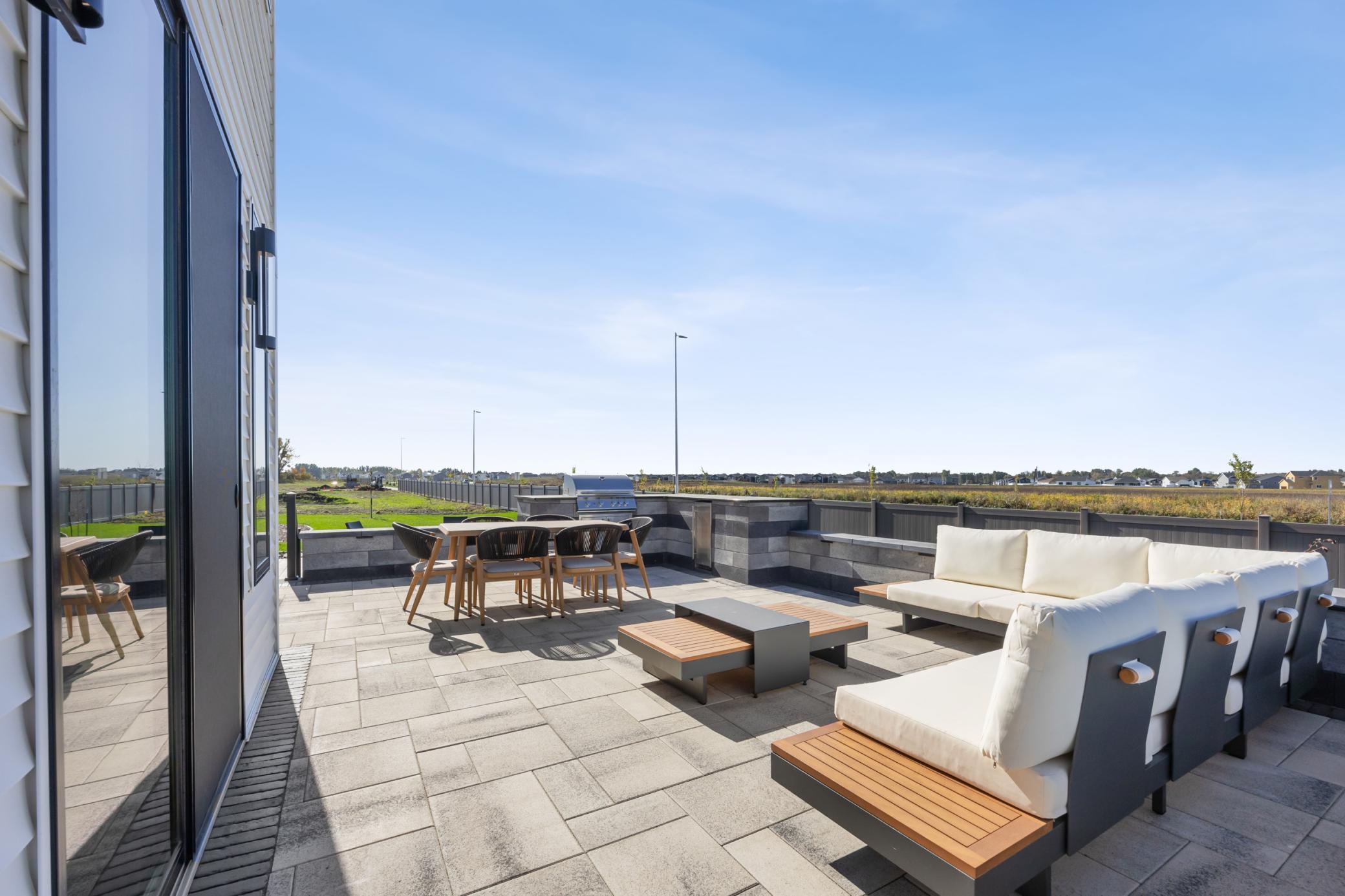 Horace, North Dakota 58047, United States, 5 Bedrooms Bedrooms, ,4 BathroomsBathrooms,Residential,Active,231296