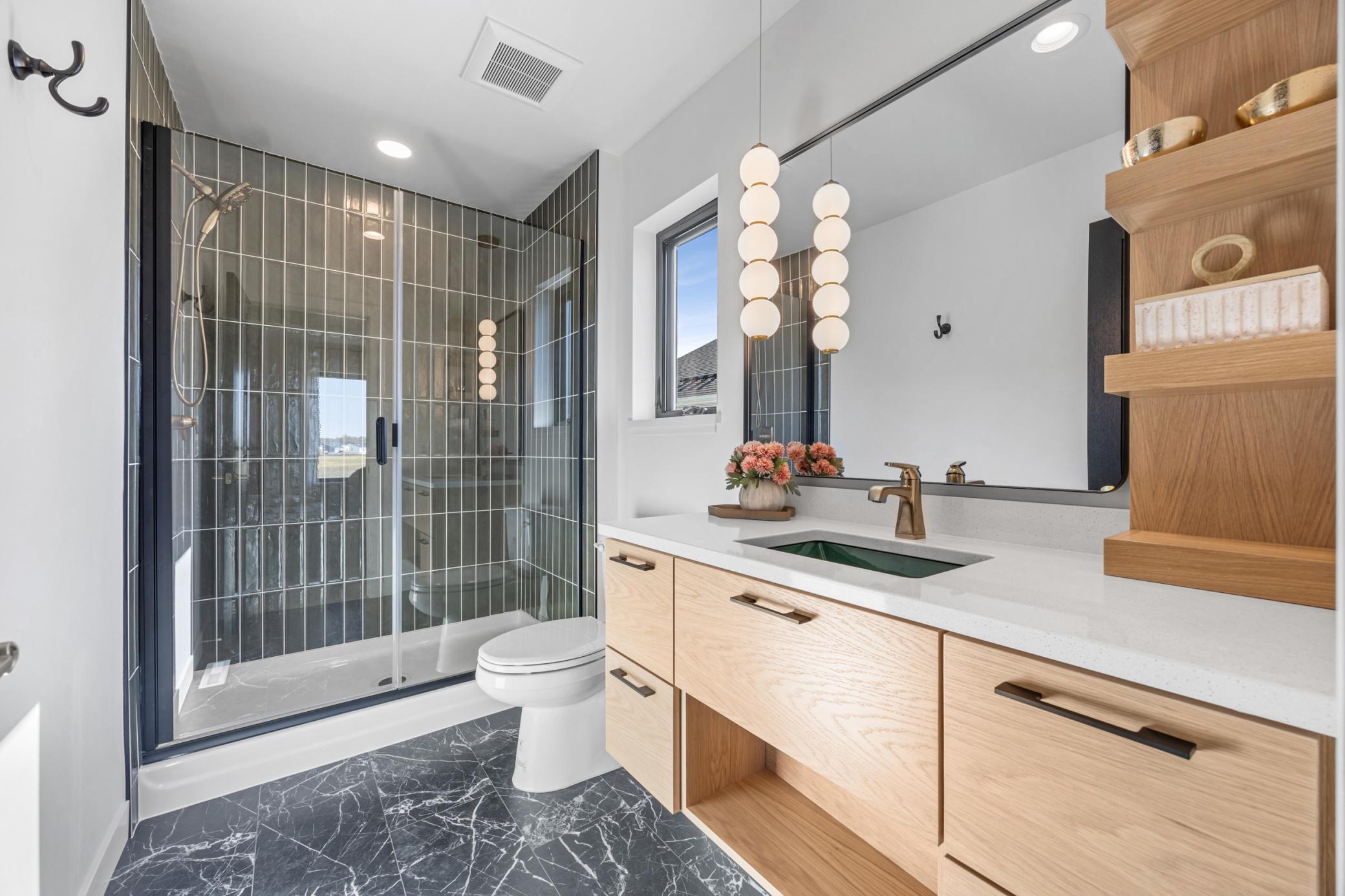 Horace, North Dakota 58047, United States, 5 Bedrooms Bedrooms, ,4 BathroomsBathrooms,Residential,Active,231296