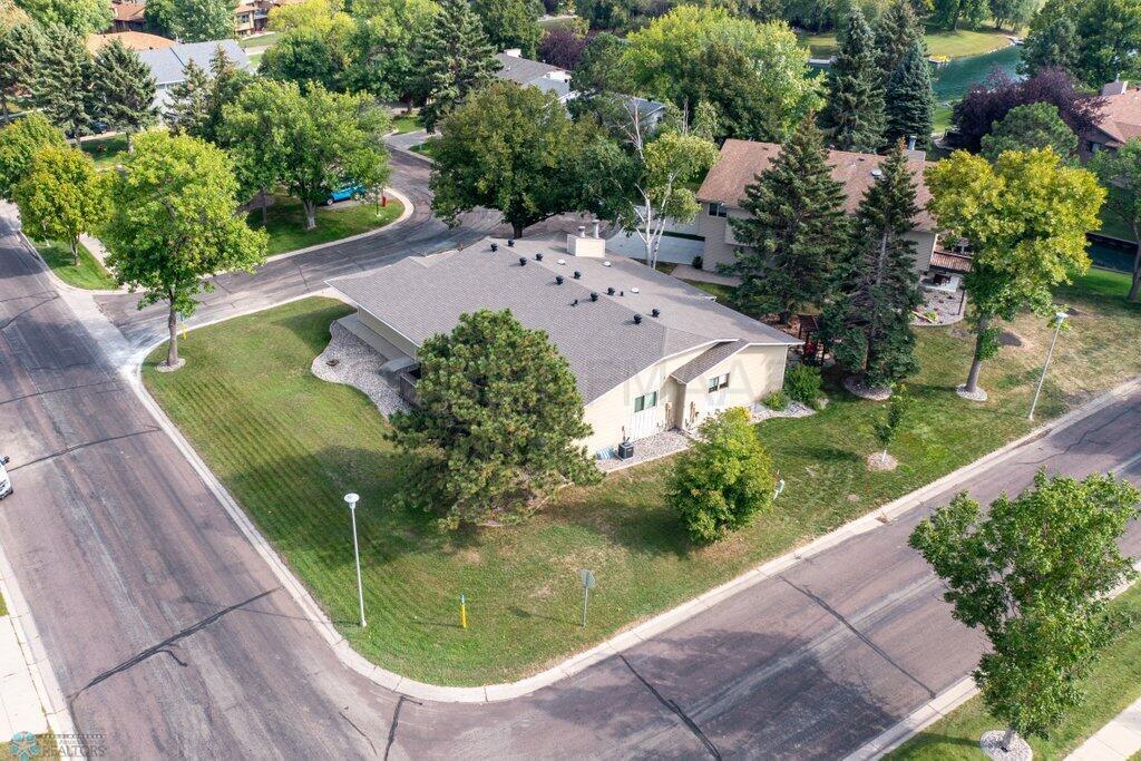 Fargo, North Dakota 58103, United States, 3 Bedrooms Bedrooms, ,2 BathroomsBathrooms,Residential,Pending,61010