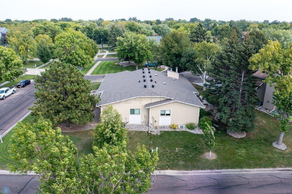 Fargo, North Dakota 58103, United States, 3 Bedrooms Bedrooms, ,2 BathroomsBathrooms,Residential,Pending,61010