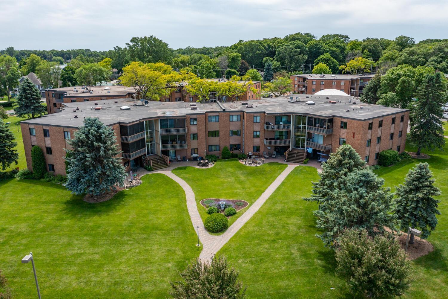 5430 Three Points Boulevard #131, Mound, Minnesota image 36