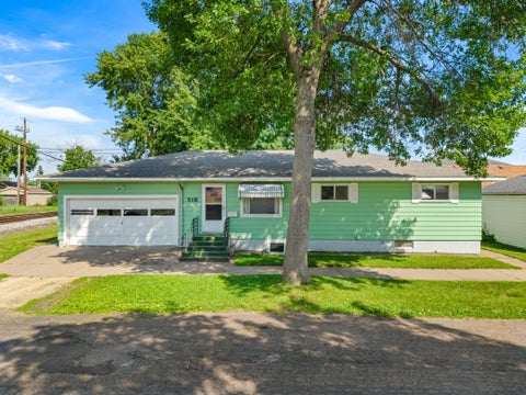 Homes For Sale - 518 High Forest Street<br/> Winona, MN 55987