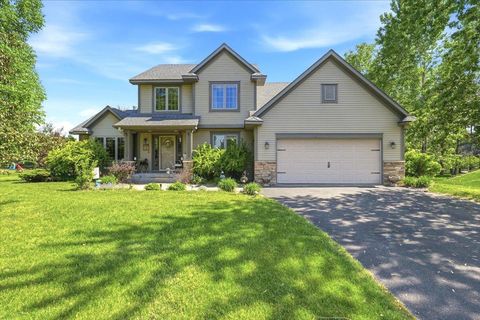 Homes For Sale - 1374 Pheasant Run<br/> Saint Croix County, New Richmond, WI 54017