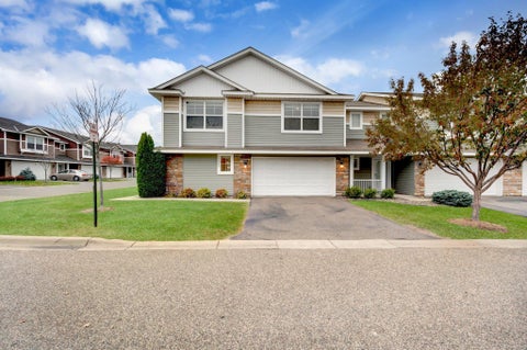 Townhouse For Rent - 15666 60th Avenue<br/> Hennepin County, Plymouth, MN 55446