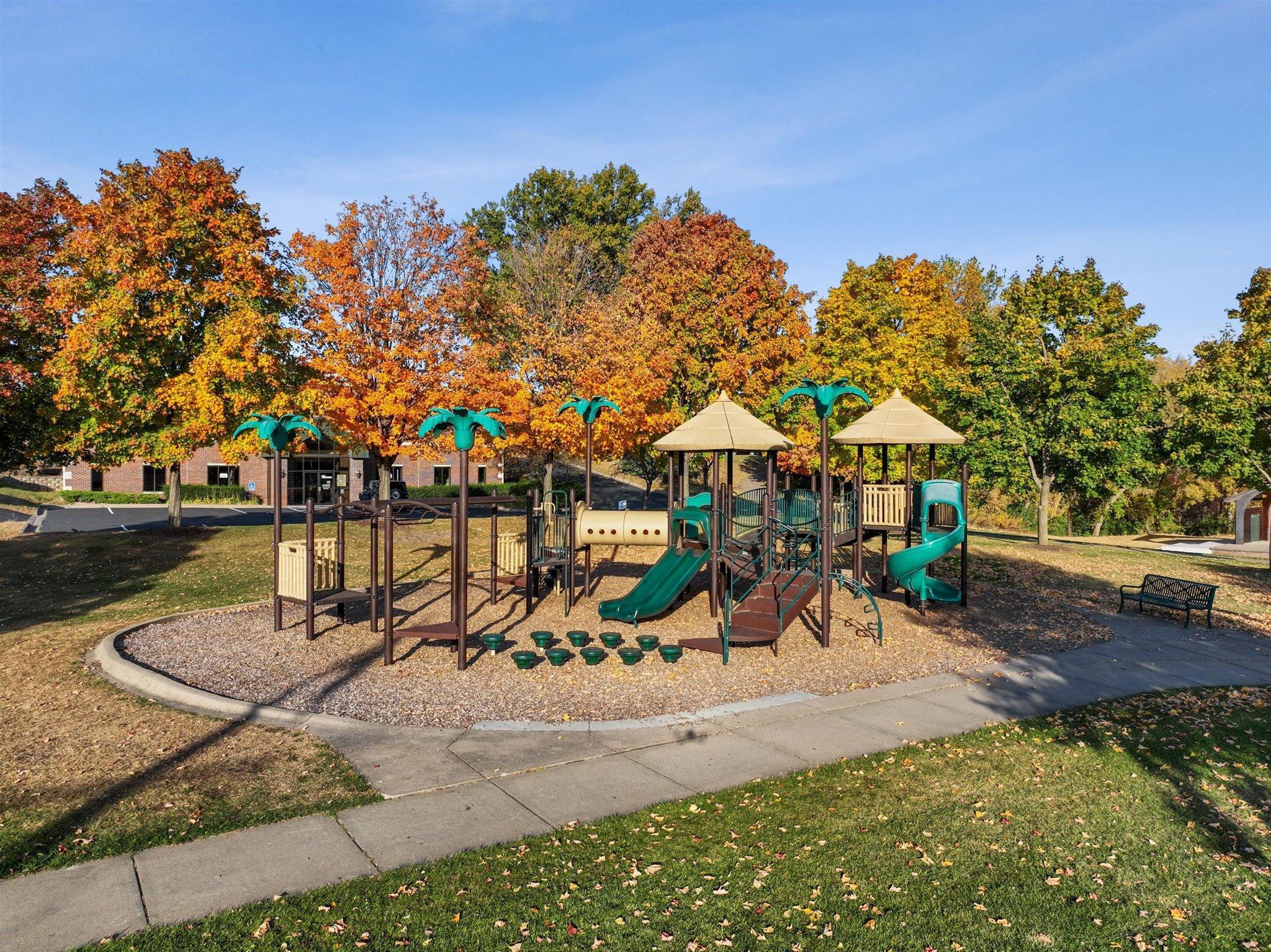 13617 Aulden Avenue, Rosemount, Minnesota image 40