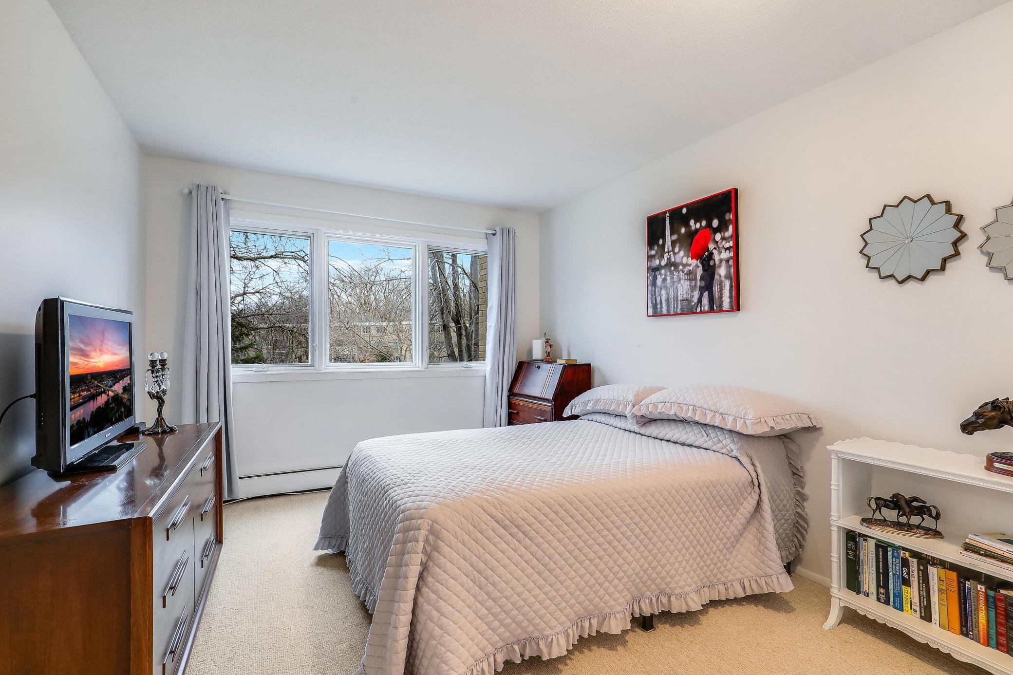 4360 Brookside Court #204, Edina, Minnesota image 17
