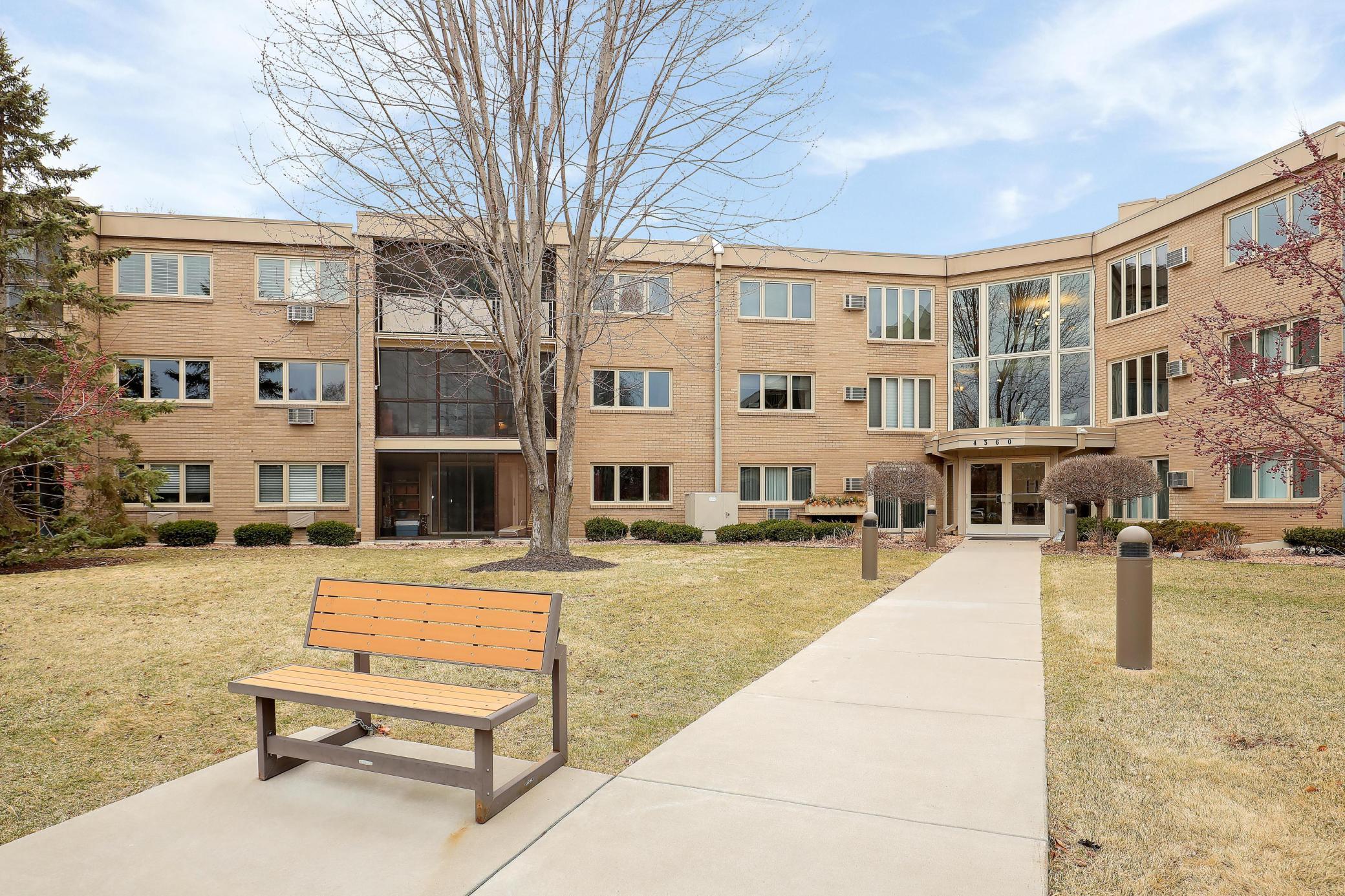 4360 Brookside Court #204, Edina, Minnesota image 1