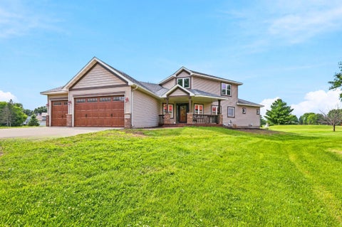 Homes For Sale - 4308 Cass Court<br/> Webster, MN 55088