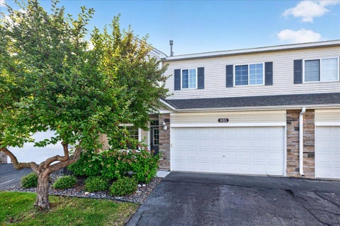 Townhouse For Sale - 835 Willow Glen Court<br/> Buffalo, MN 55313