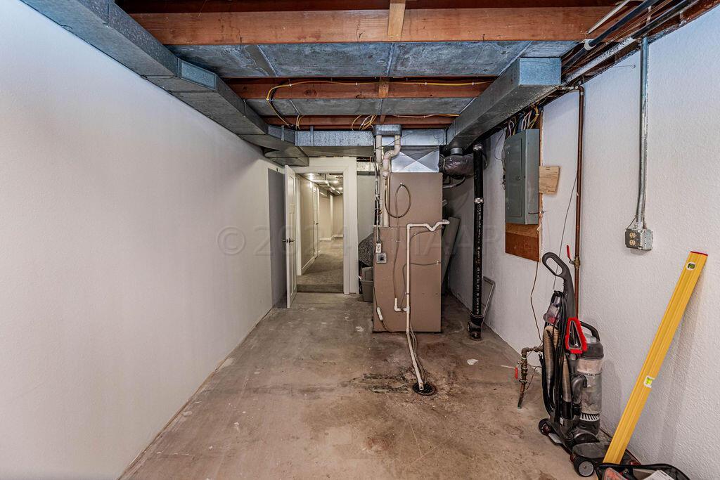 Fargo, North Dakota 58103, United States, 3 Bedrooms Bedrooms, ,3 BathroomsBathrooms,Residential,Pending,60078