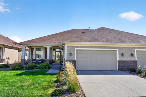 Townhouse For Sale - 878 Diseworth Court<br/> Byron, MN 55920