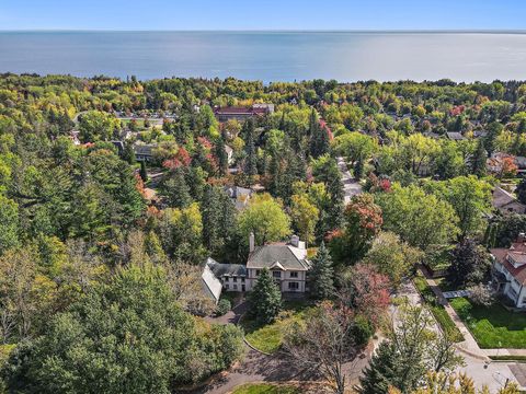 Homes For Sale - 124 N Hawthorne Road<br/> Saint Louis County, Duluth, MN 55812