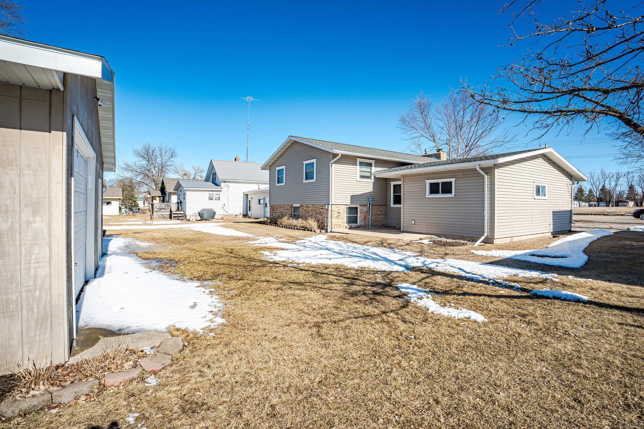 404 Balmoral Avenue, Henning, Minnesota image 9
