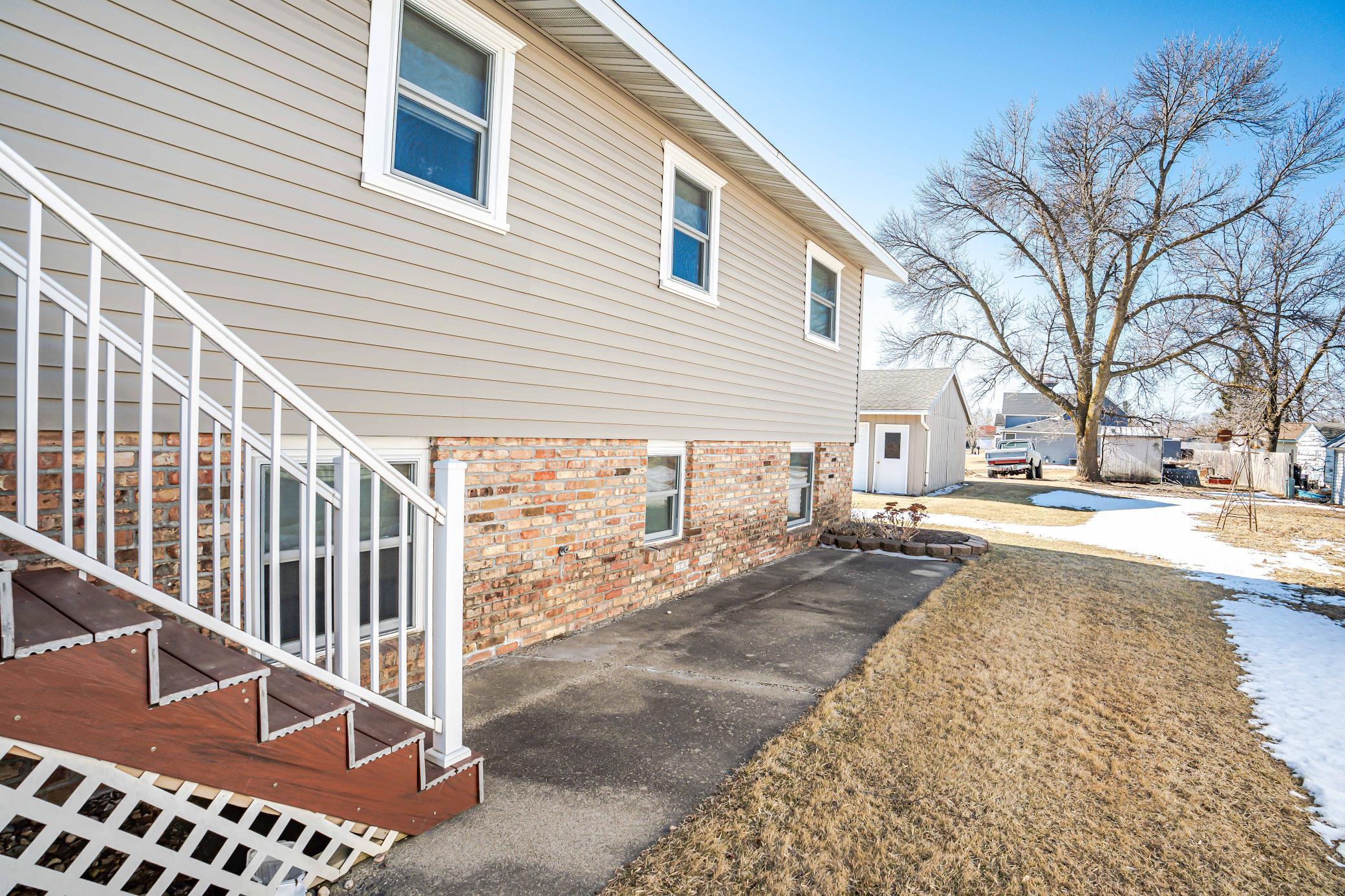 404 Balmoral Avenue, Henning, Minnesota image 7