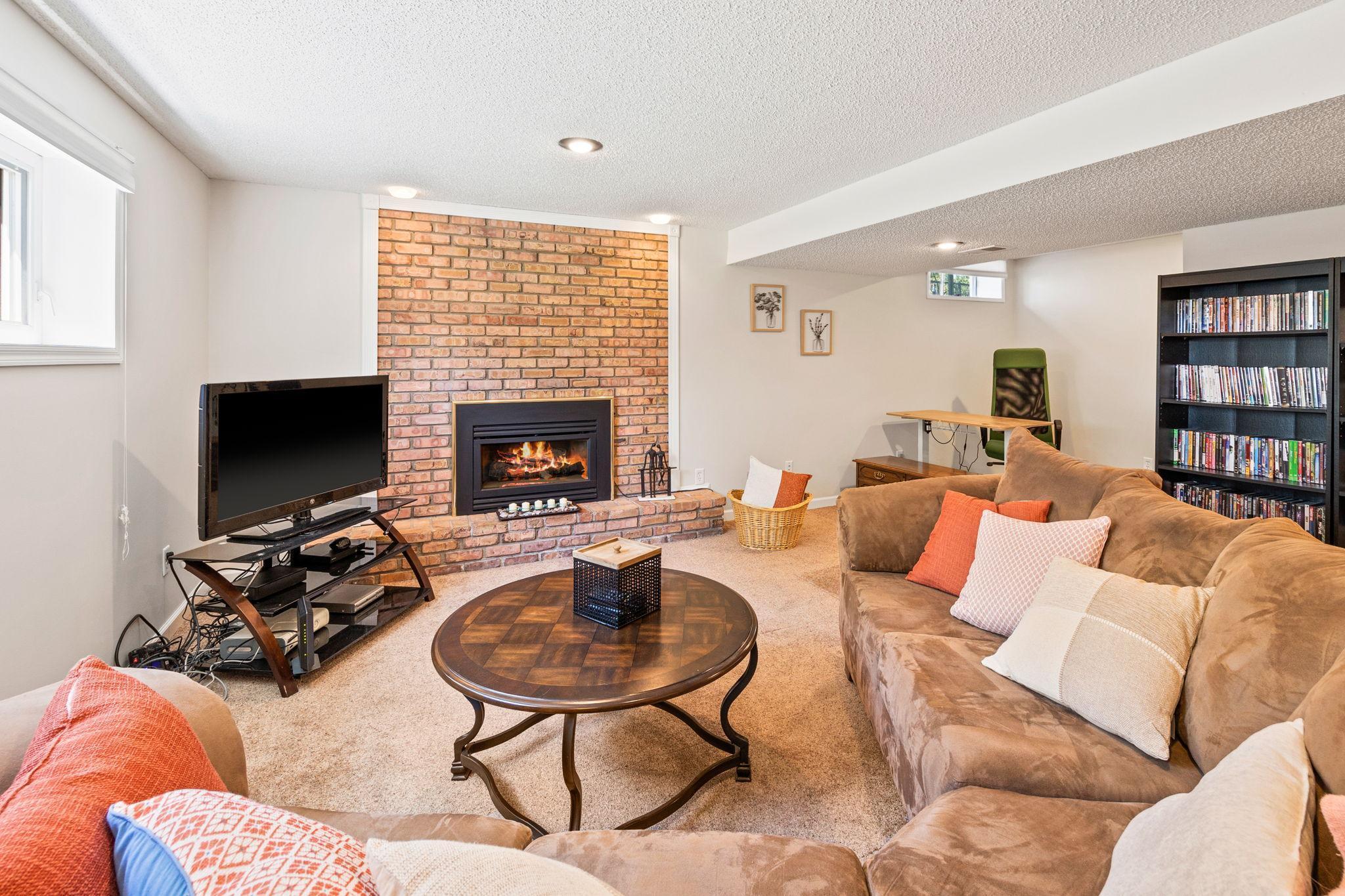 2445 Indian Way, Saint Paul, Minnesota image 18
