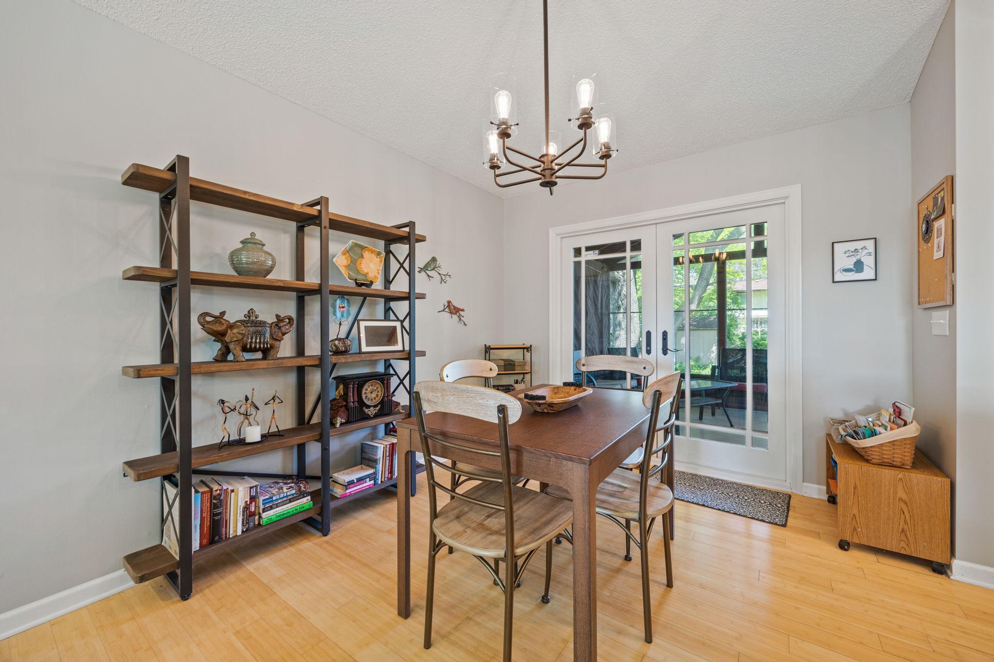 2445 Indian Way, Saint Paul, Minnesota image 9