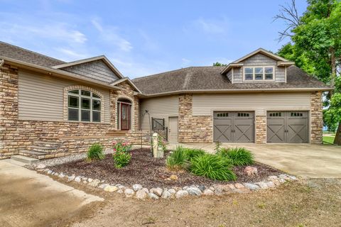 Homes For Sale - 14293 40th Street<br/> Moorhead, MN 56560