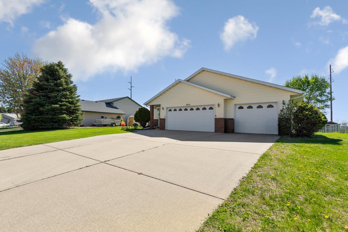 1832 Patricks Bay, Faribault, Minnesota image 4