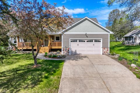 Homes For Sale - 13834 Washington Street<br/> Anoka County, Ham Lake, MN 55304