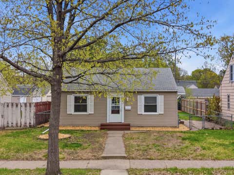 Homes For Sale - 5148 Logan Avenue<br/> Minneapolis, MN 55430