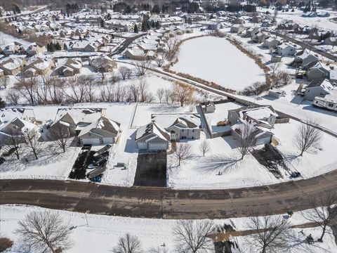 Homes For Sale - 17987 Johnson Street<br/> Sherburne County, Elk River, MN 55330