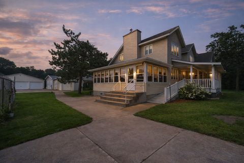 Homes For Sale - 27181 Ridgewood Drive<br/> Merrifield, MN 56465