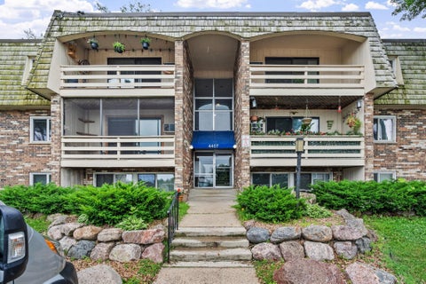 Condo For Sale - 4407 Wilshire Boulevard<br/> Mound, MN 55364