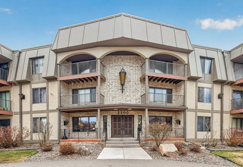 Condo For Sale - 2200 Nevada Avenue<br/> Hennepin County, Minneapolis, MN 55426