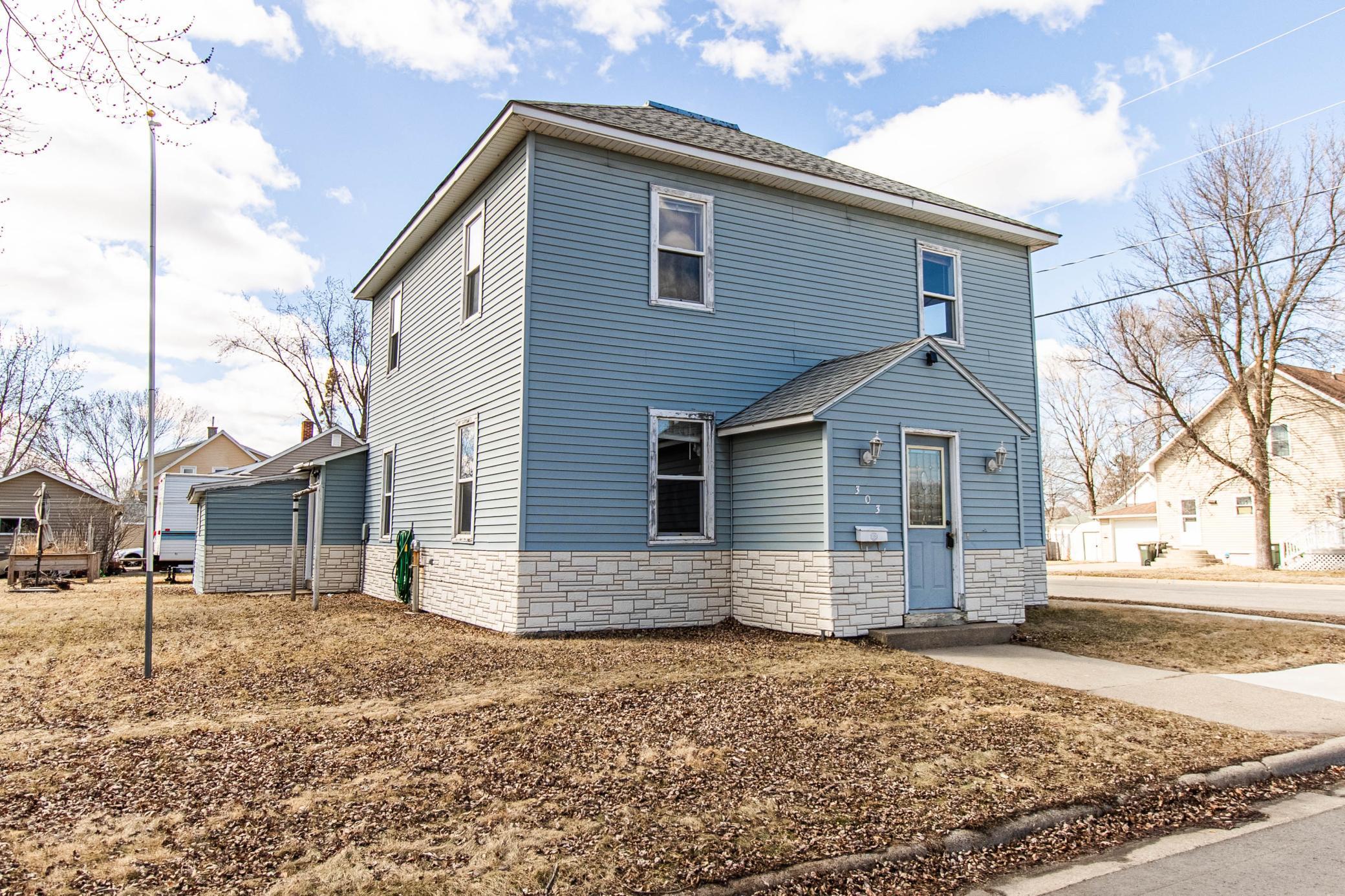 303 4th Avenue, Melrose, Minnesota image 2