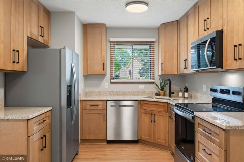 Townhouse For Sale - 89 126th Lane<br/> Coon Rapids, MN 55448