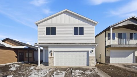 Homes For Sale - 6719 66th Avenue<br/> Horace, ND 58047