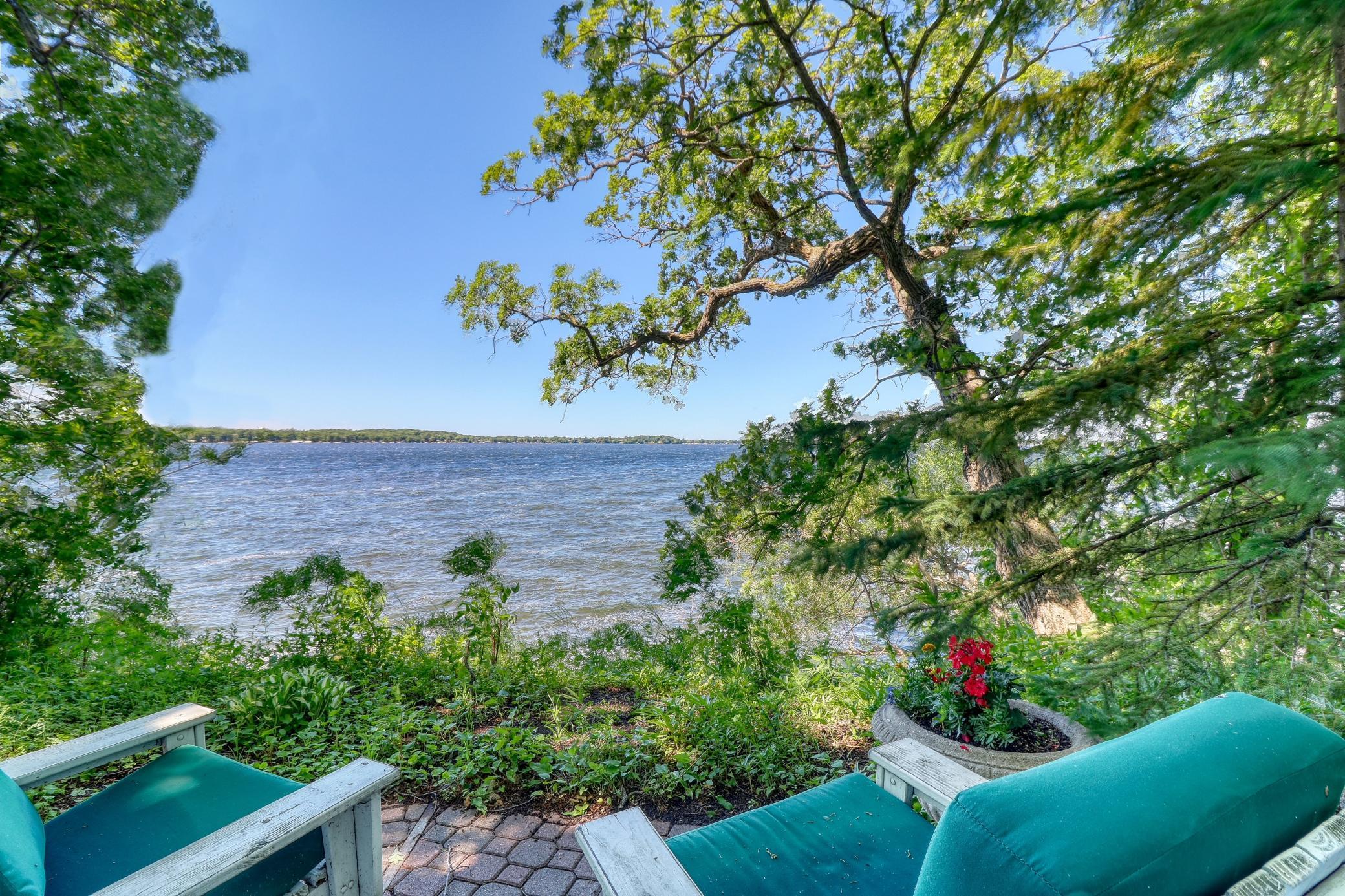 1812 E Shore Drive, Detroit Lakes, Minnesota image 4