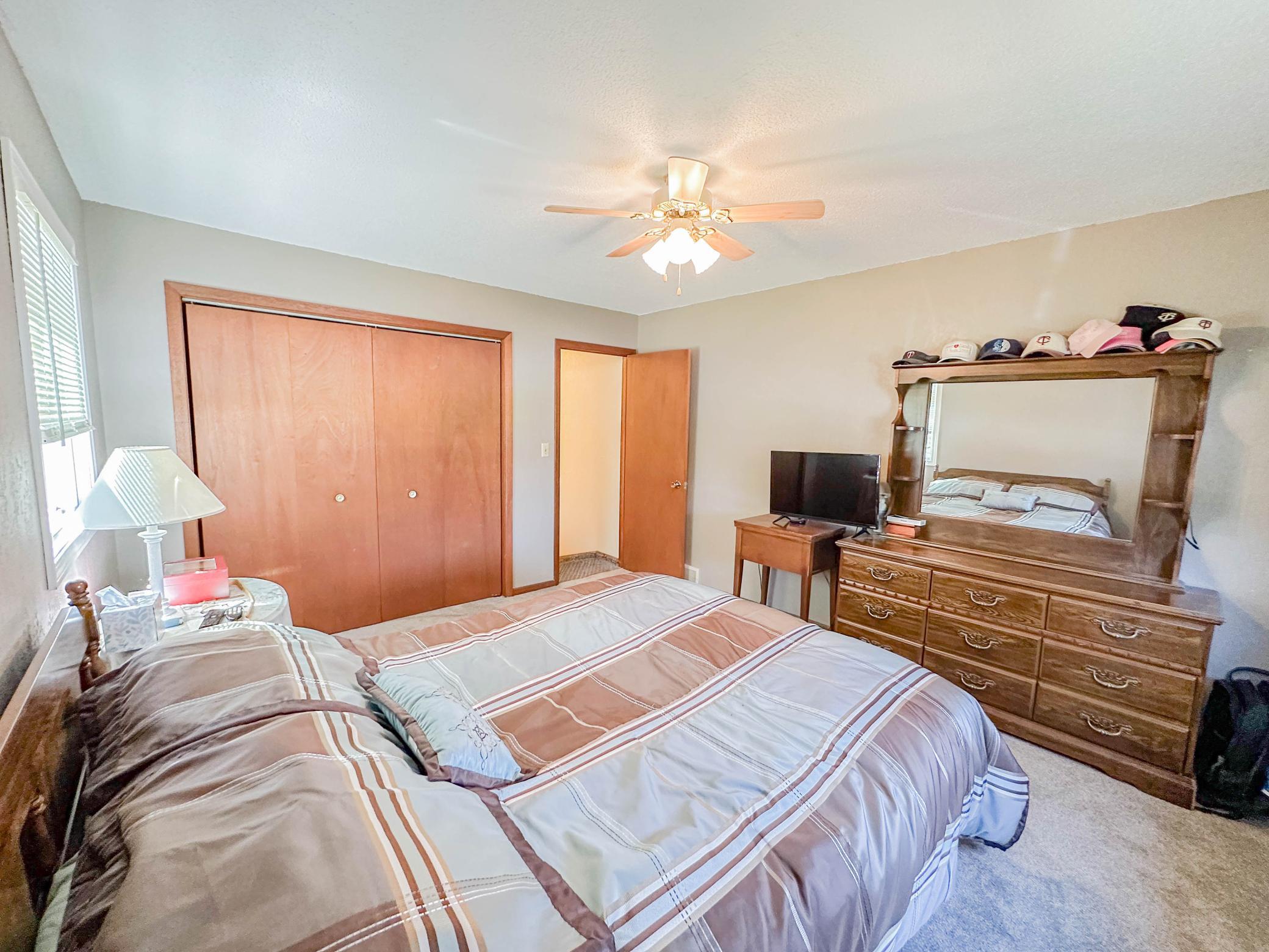 211 Dogwood Avenue, Bird Island, Minnesota image 19