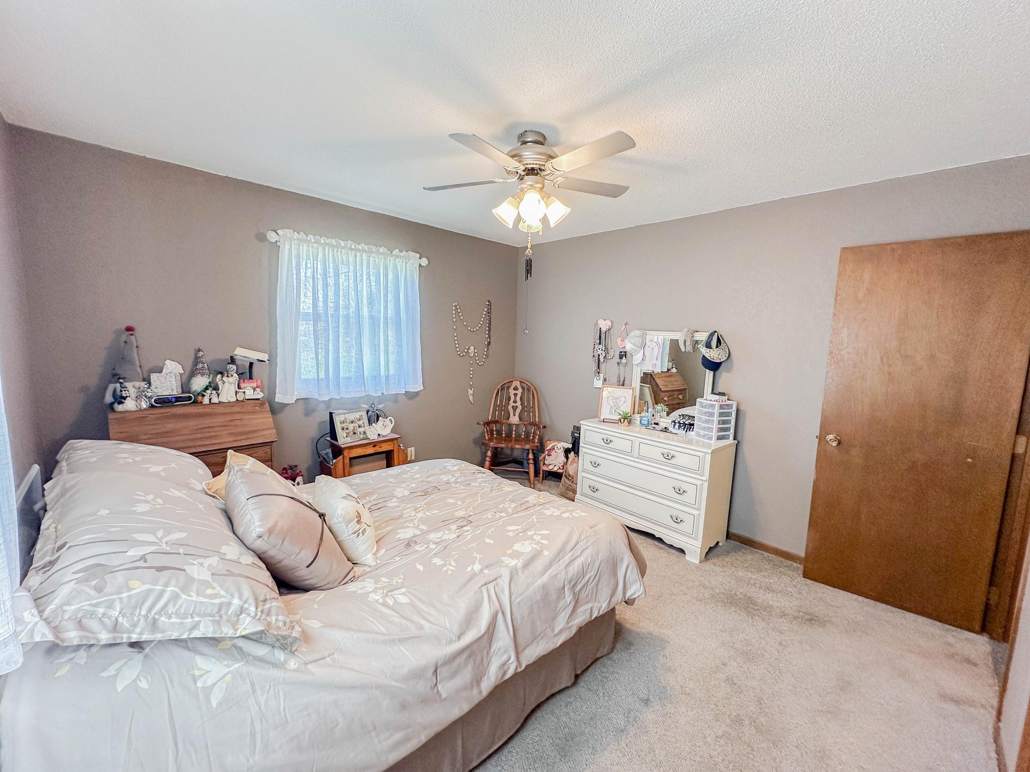 211 Dogwood Avenue, Bird Island, Minnesota image 17