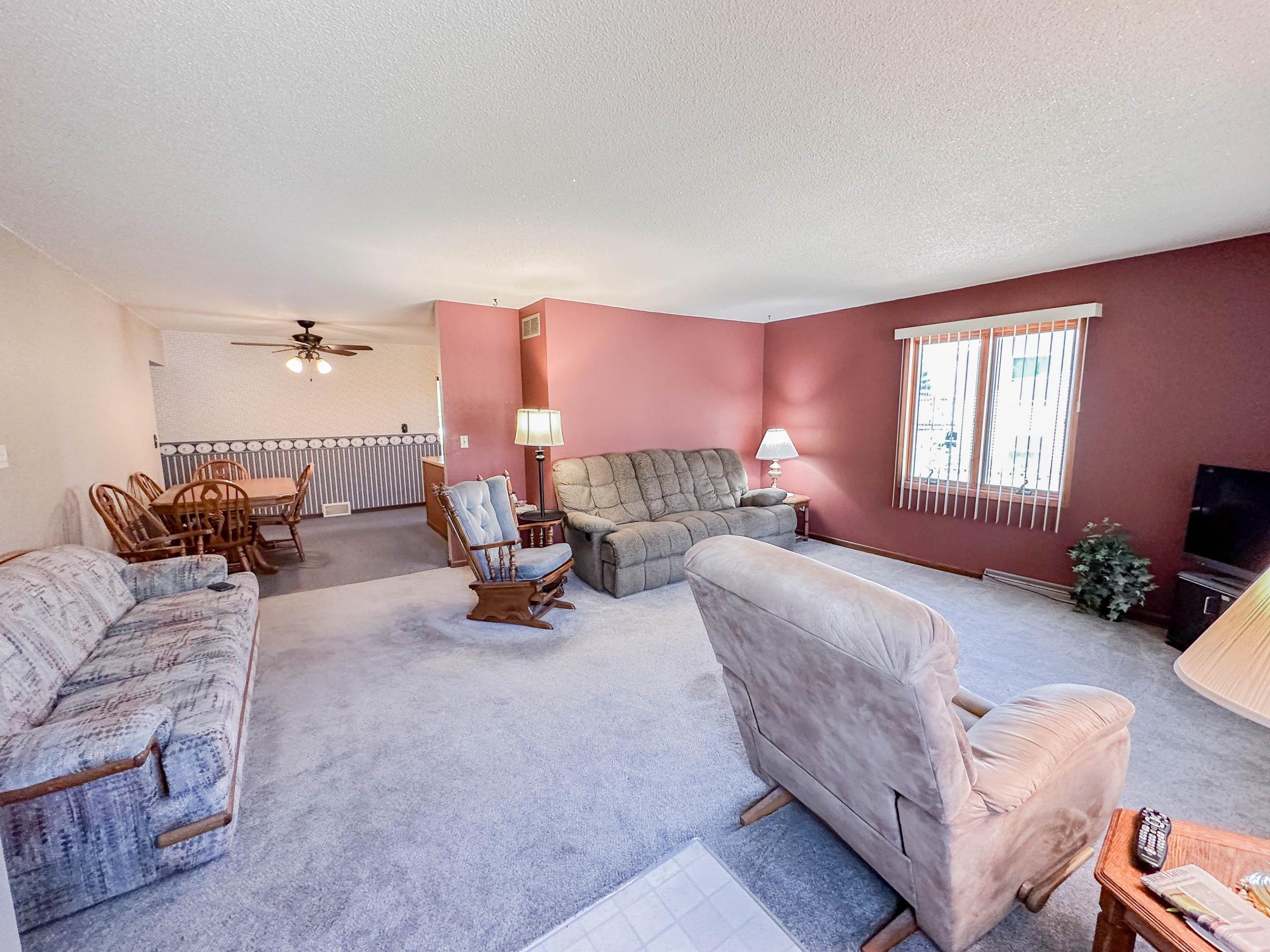 211 Dogwood Avenue, Bird Island, Minnesota image 11