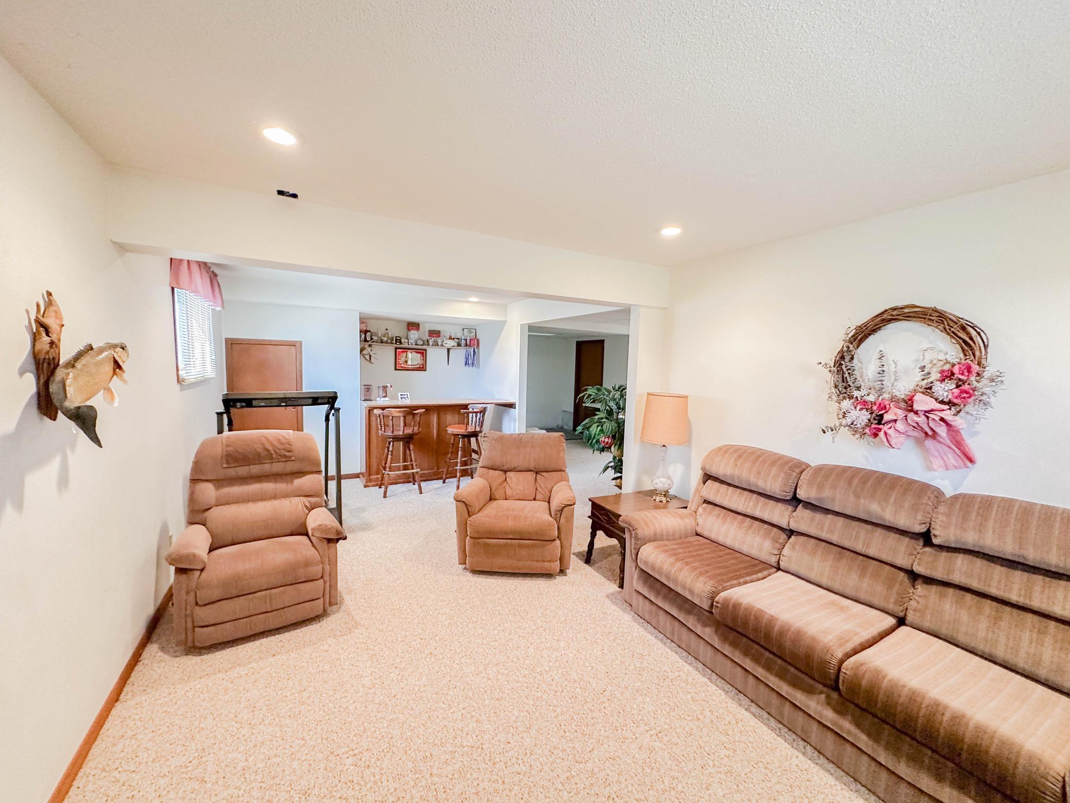 211 Dogwood Avenue, Bird Island, Minnesota image 22