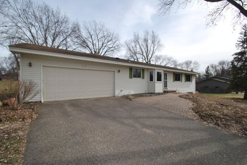Homes For Sale - 1901 Yorkshire Avenue<br/> Hopkins, MN 55305
