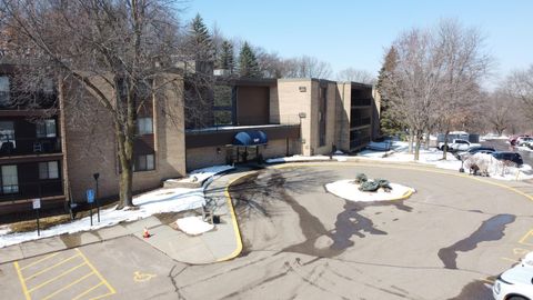 Condo For Sale - 5697 Green Circle Drive<br/> Hopkins, MN 55343