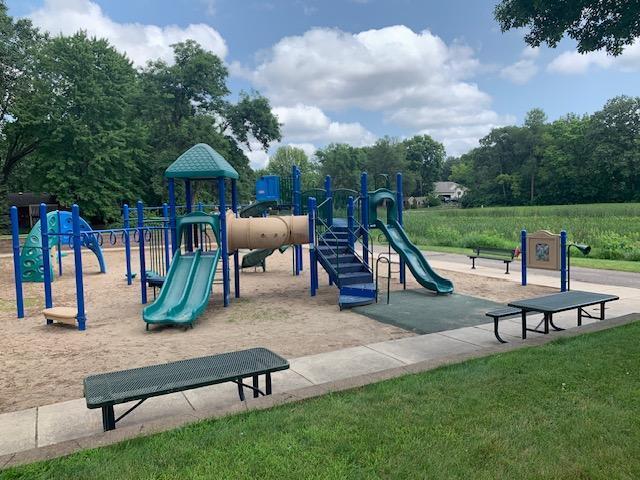 701 Parkview Lane, Champlin, Minnesota image 37