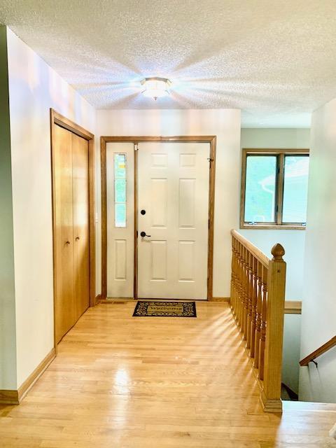 701 Parkview Lane, Champlin, Minnesota image 6
