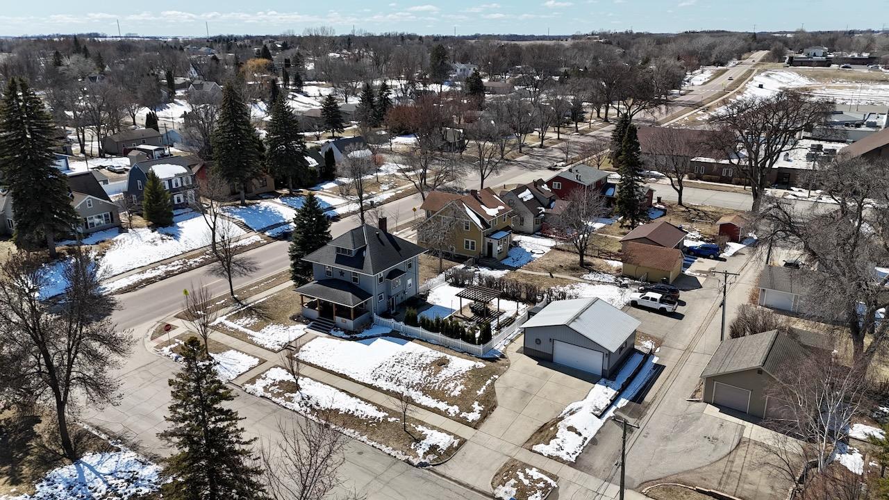 724 S Calvin Street, Fergus Falls, Minnesota image 4