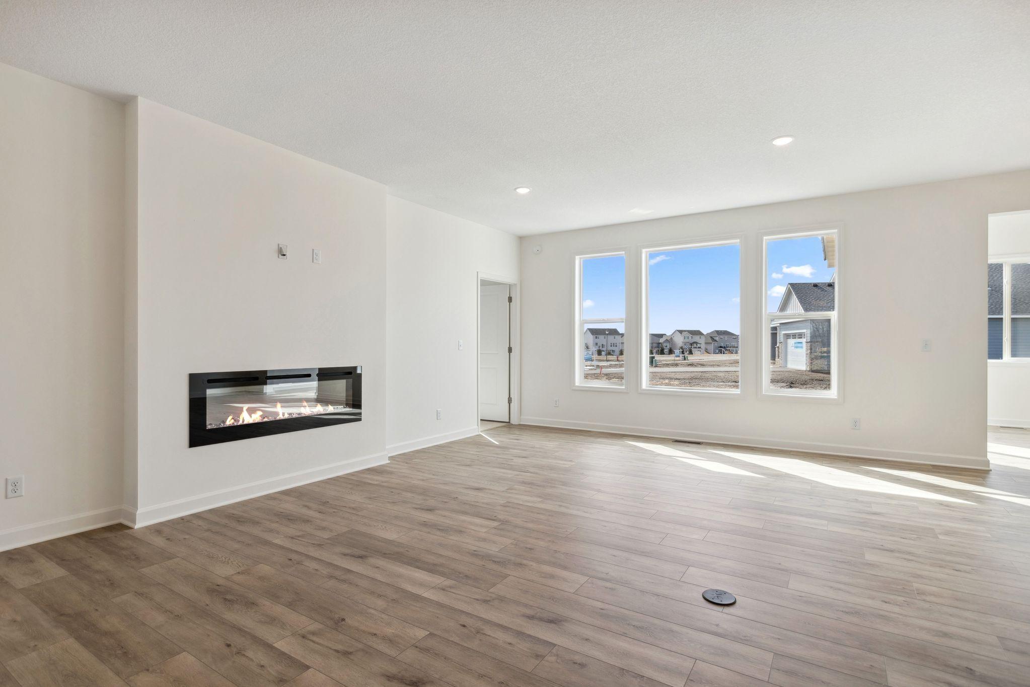 17811 Ellsworth Drive, Lakeville, Minnesota image 7