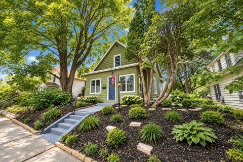 Homes For Sale - 3010 Vincent Avenue<br/> Minneapolis, MN 55411