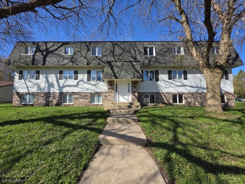 Apartment For Rent - 880 E 6th Street<br/> New Richmond, WI 54017