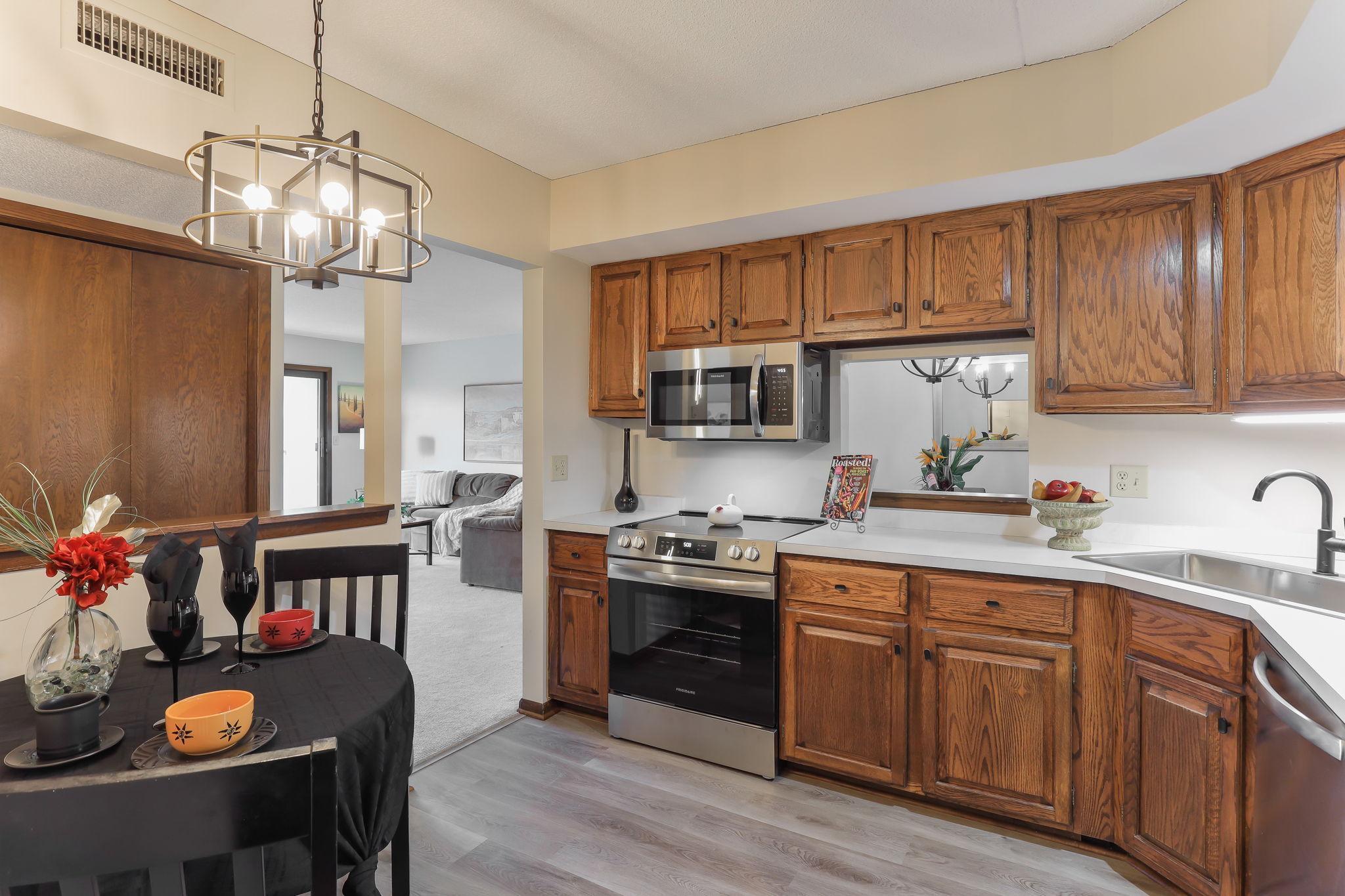 2485 Londin Lane #422, Saint Paul, Minnesota image 10
