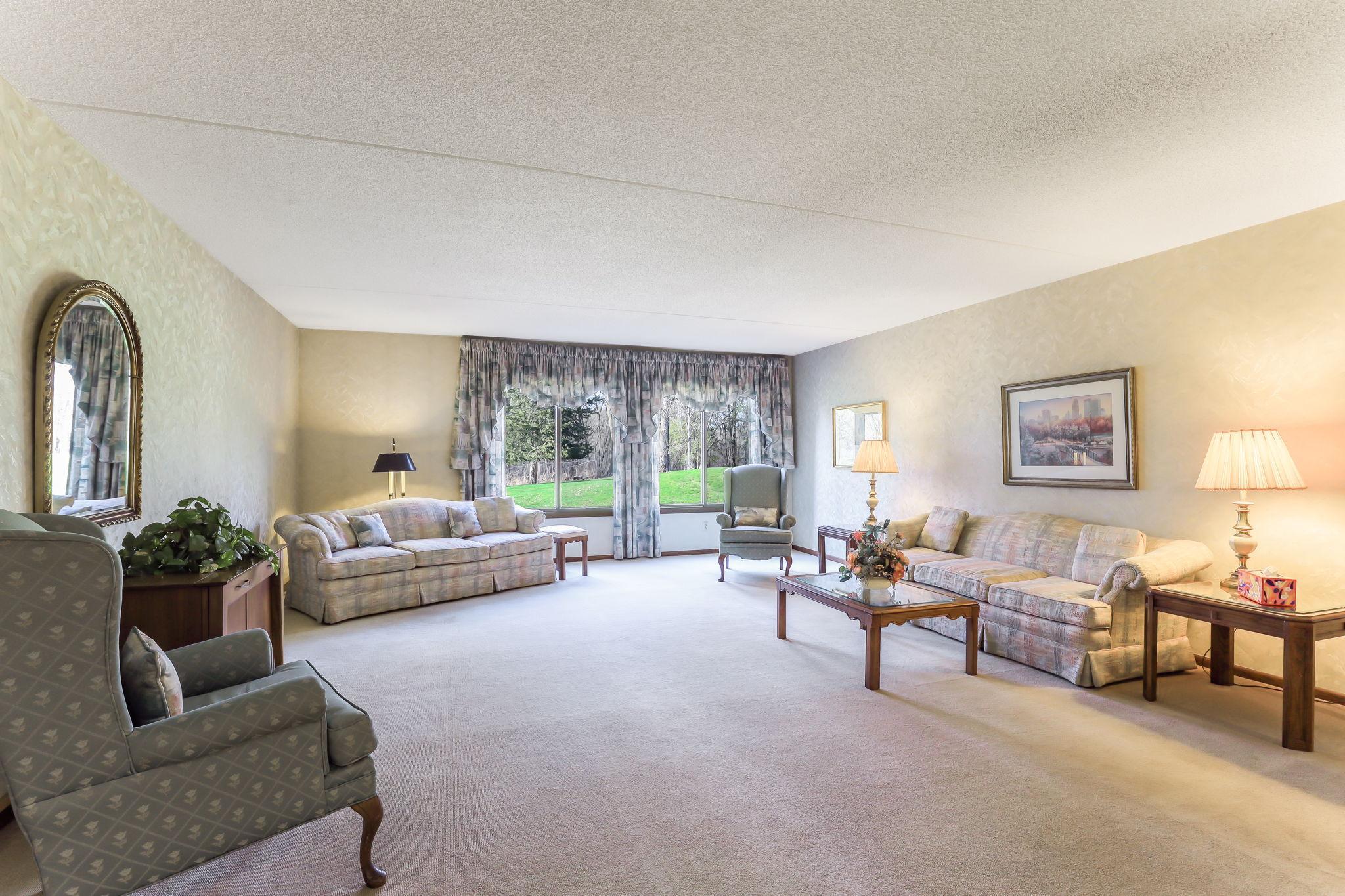 2485 Londin Lane #422, Saint Paul, Minnesota image 36